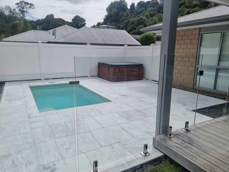 Auckland Fibreglass swimming pool