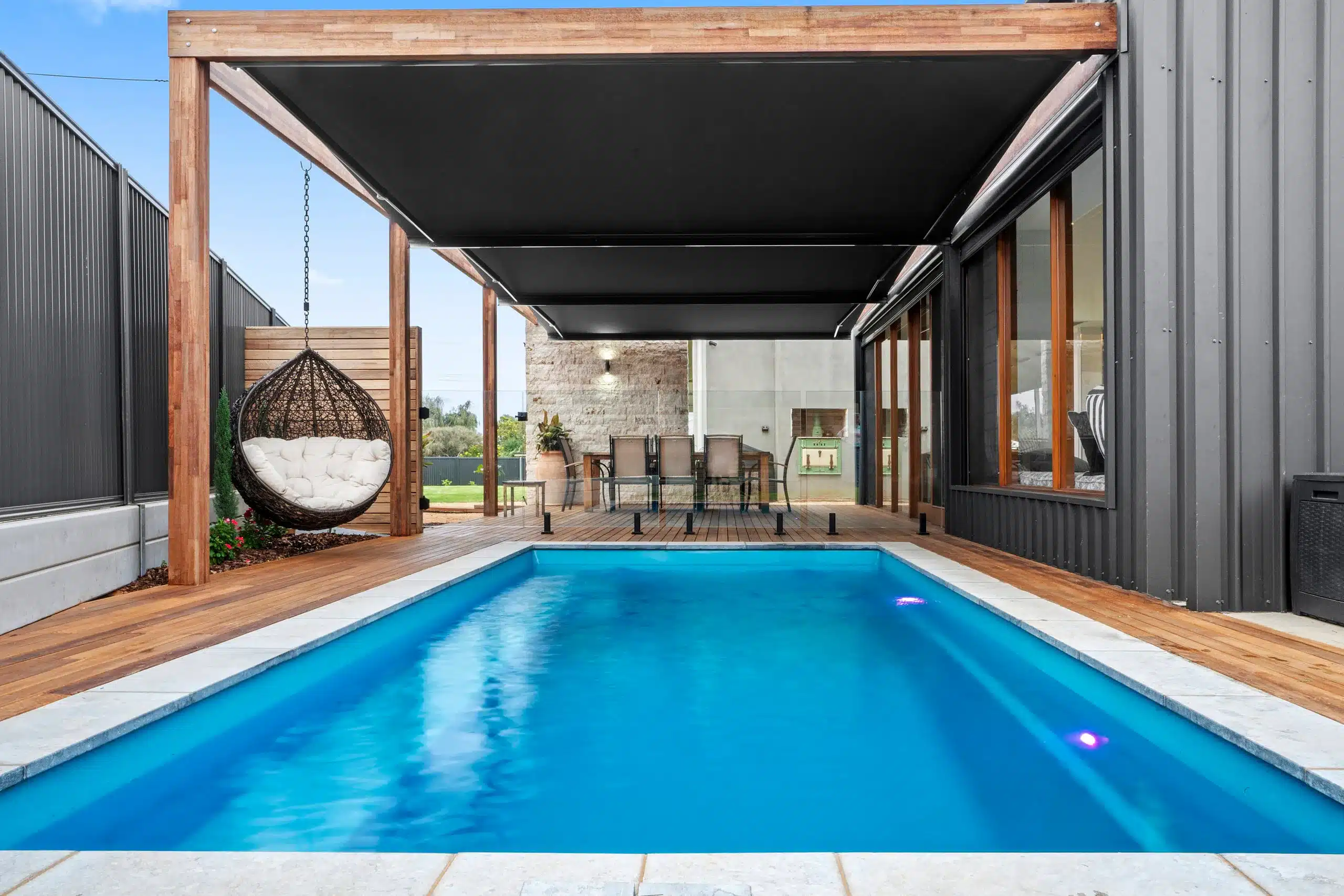 PHOTO-LP-AU-Harmony-6-Crystal-Blue-Riverscape-2020-001-Copy-scaled (3)