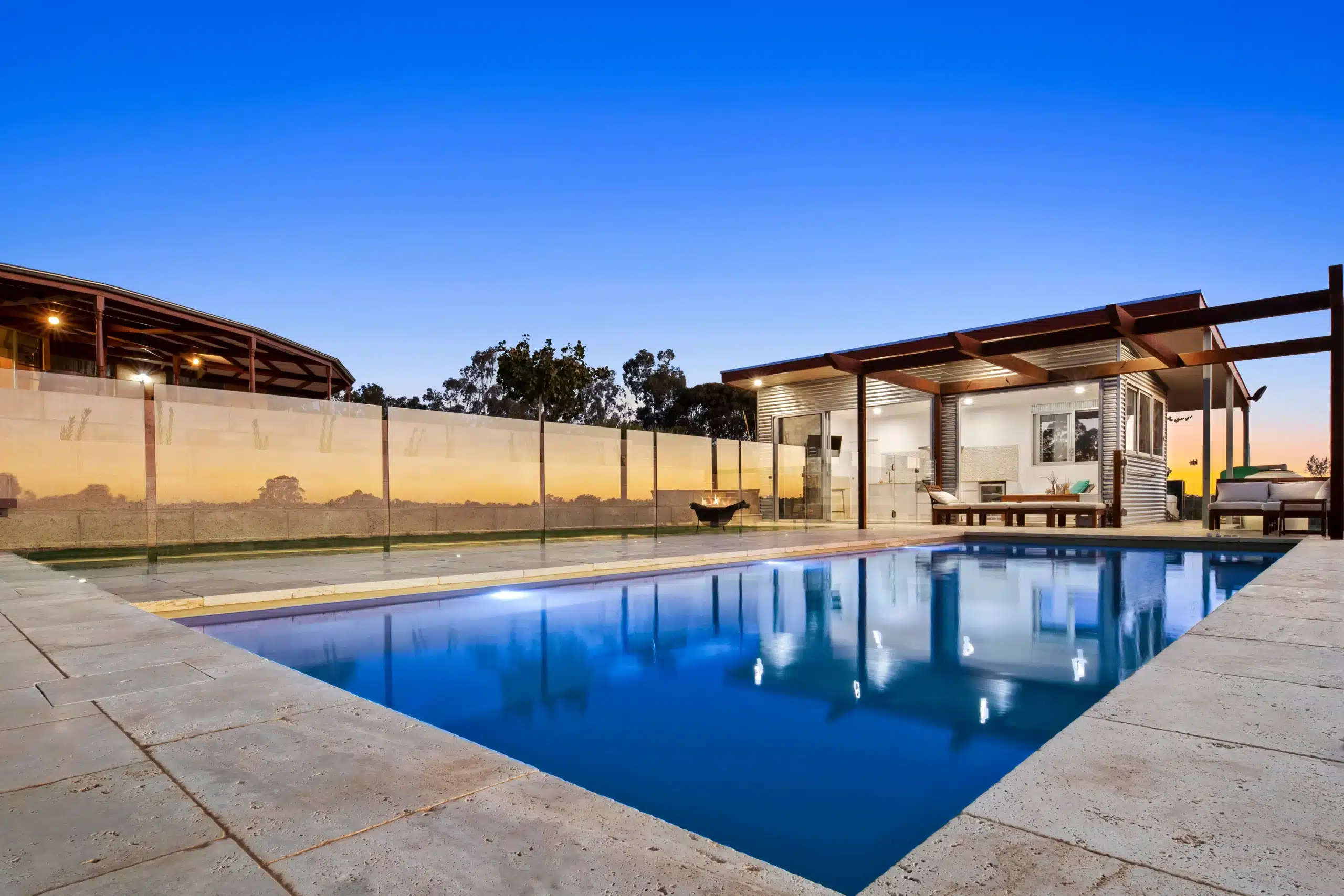 Riverscape - 10m - Reflection - Diamond Sand